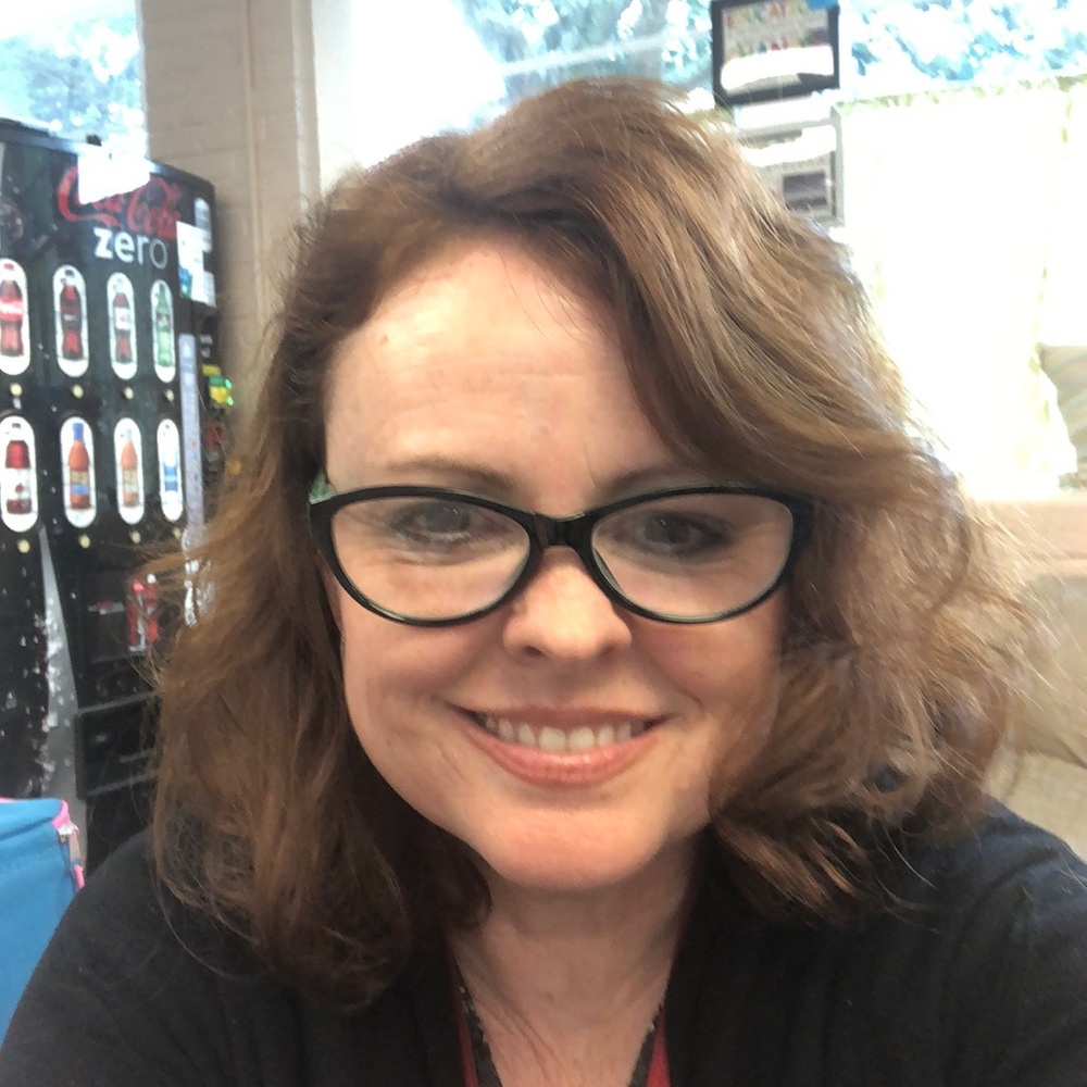 Meet your Posher, Caroline